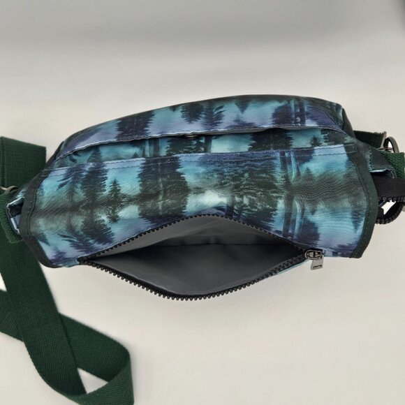 Sipsey Wilder Forest Purse - Picture 6 of 12